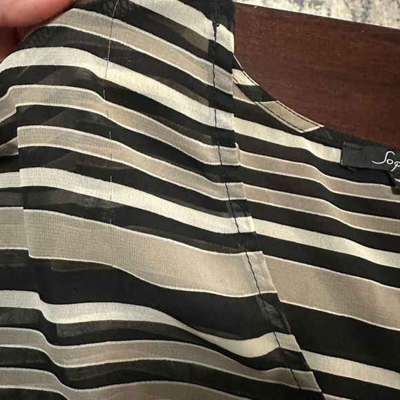 Soprano Women's sheer Striped Black Blouse Size Small - Picture 3 of 6